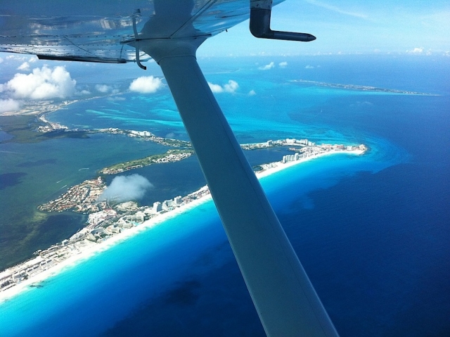 Punta Cancun Isla Mujeternera